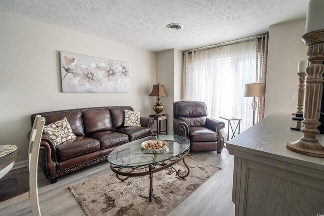 Building Photo - 4715 Cobblestone Dr