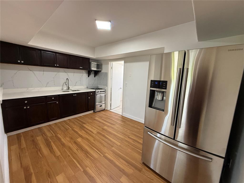 Building Photo - 6301 Moseley St