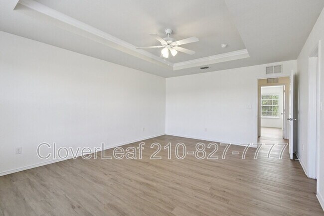 Building Photo - 3628 Lazy Diamond