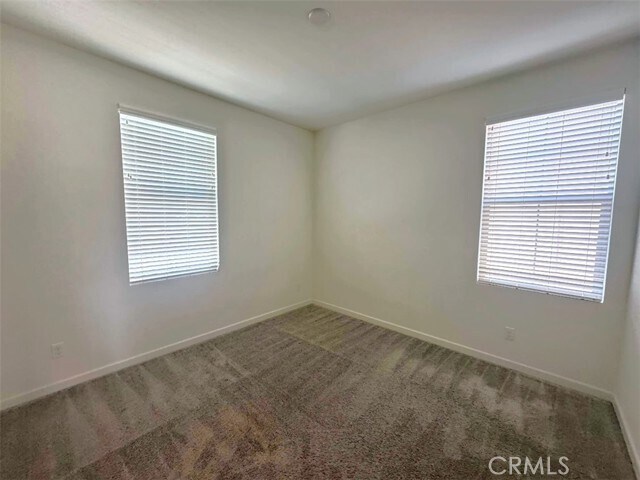 Building Photo - 1014 W Buttercup Ln