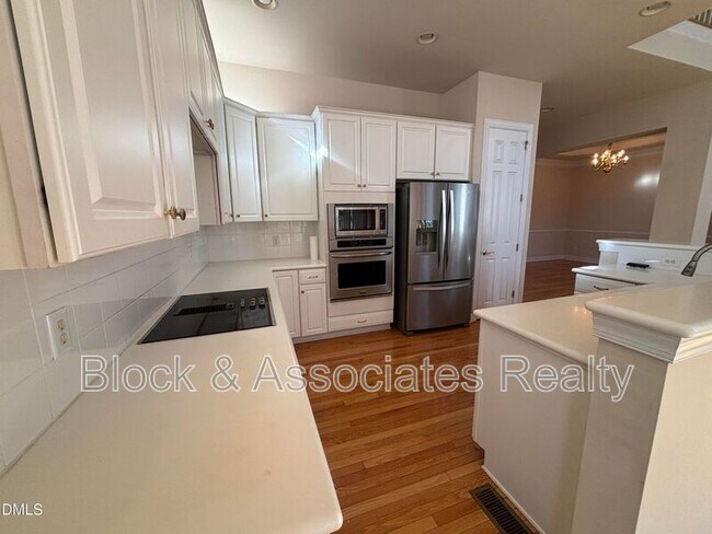 Building Photo - 11729 Broadfield Ct