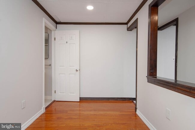 Building Photo - 2522 Madison Ave