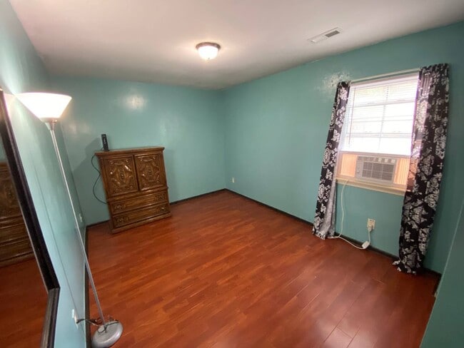 Building Photo - 1757 Aquamarine Dr