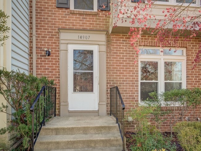 Building Photo - A Lovely Brick-Front Town House