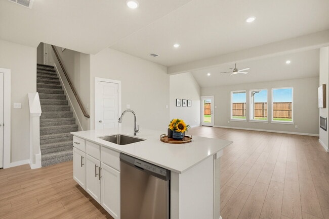 Building Photo - Modern Trophy Signature Home in Northwest ISD