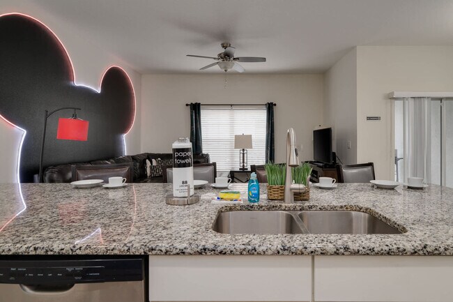 Building Photo - 4806 Brier Rose Ln