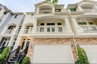 Building Photo - Welcome to this stunning 3-bedroom, 3.5-ba...