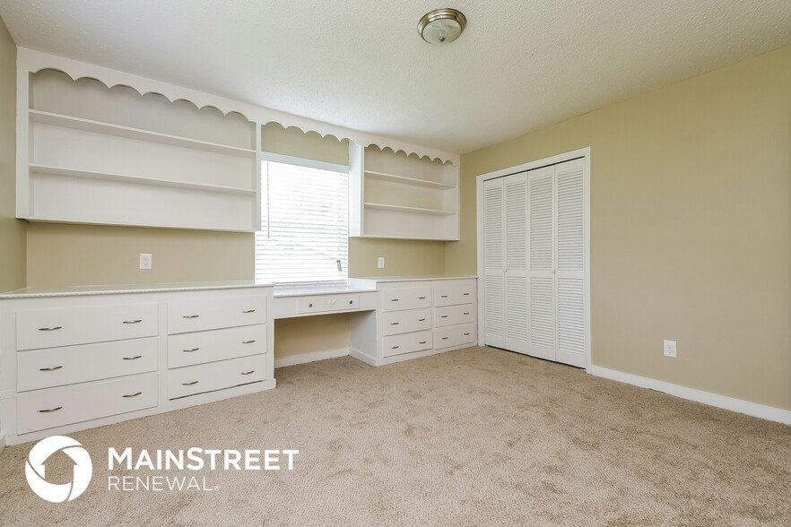 Building Photo - 1004 Delaney Dr