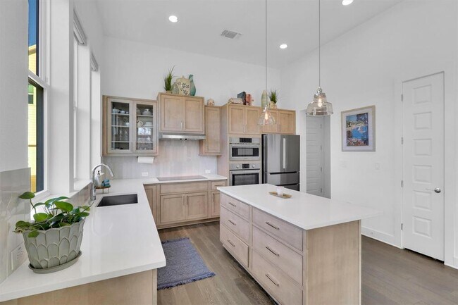 Building Photo - 4806 Olive Sparrow Dr