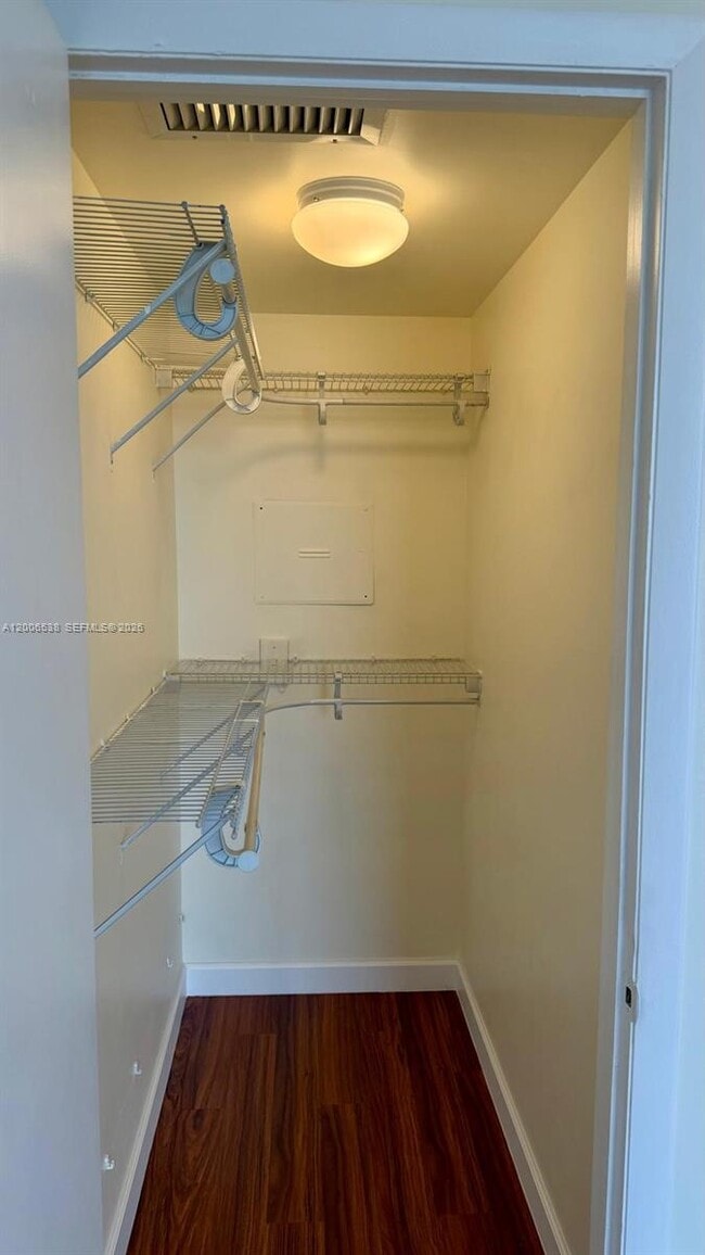 Building Photo - 50 Biscayne Blvd