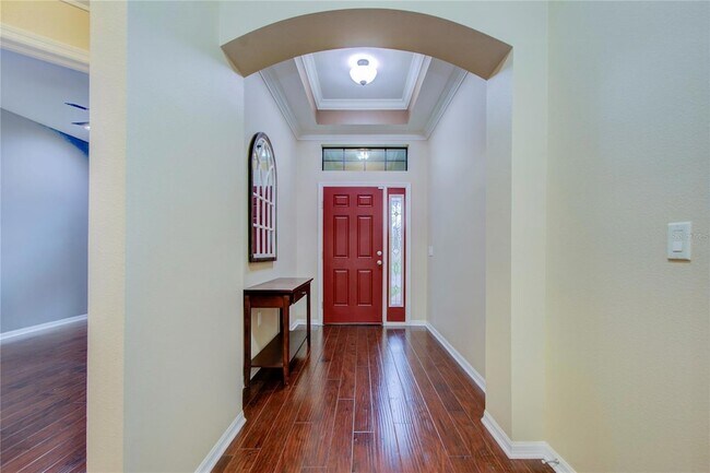 Building Photo - 1122 Oakcrest Dr
