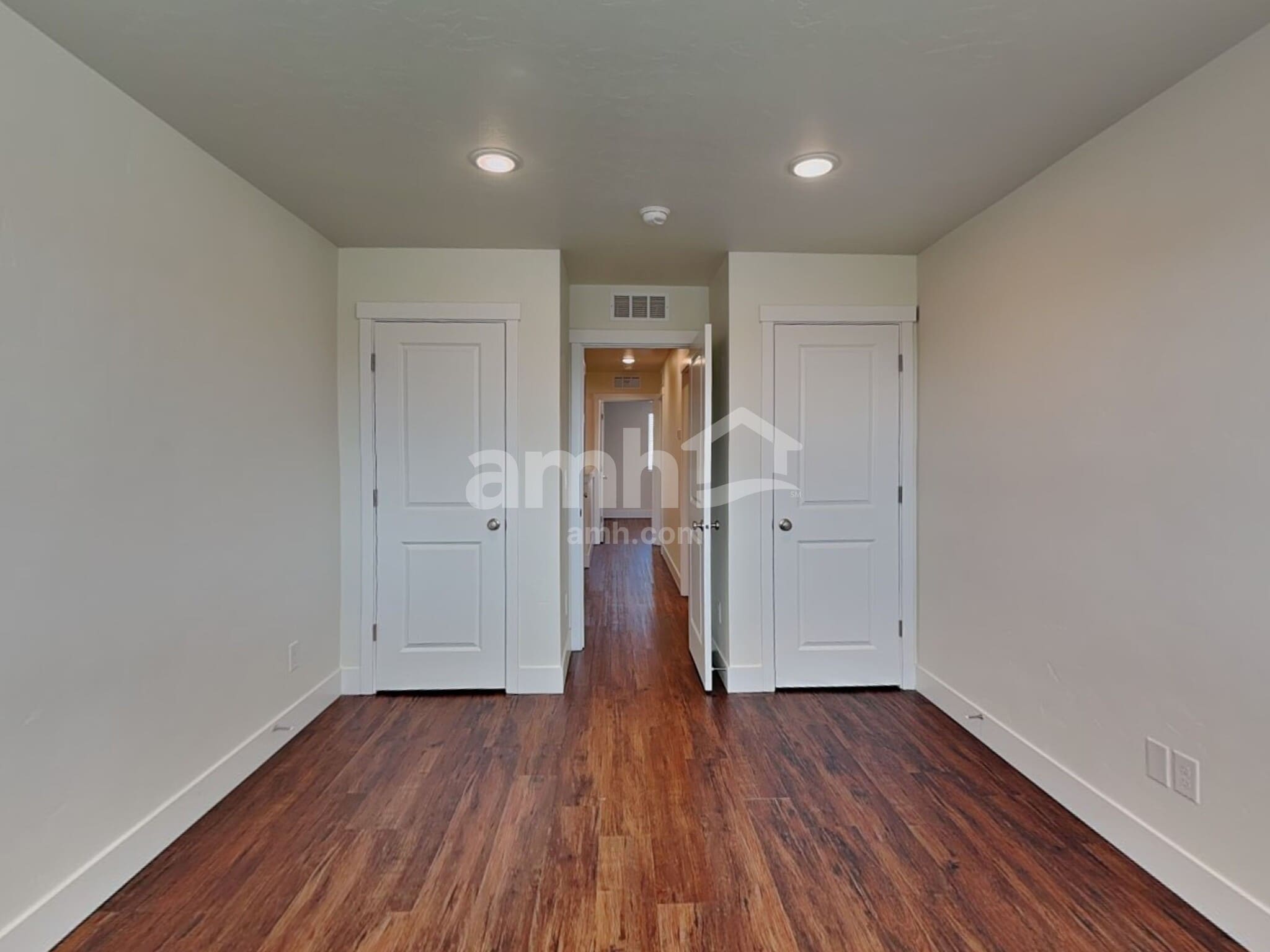 Building Photo - 9357 W Clancy St