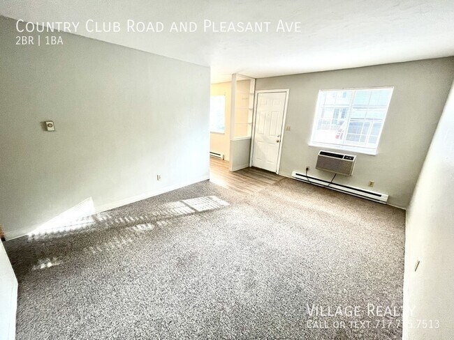 Building Photo - 611 Country Club Rd