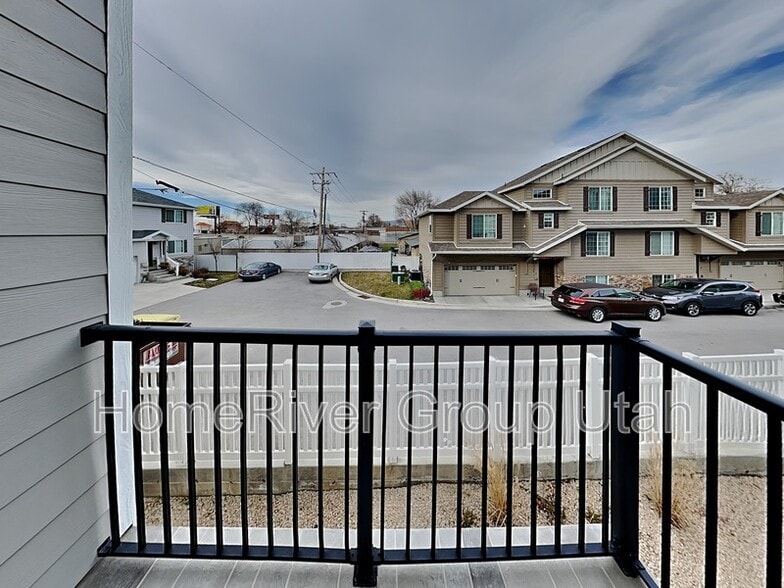Building Photo - 3461 Peebles Ct