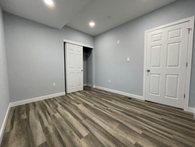 Building Photo - 7953 Burholme Ave