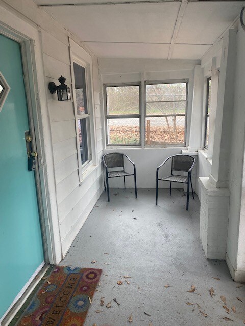 Building Photo - 540 S 284