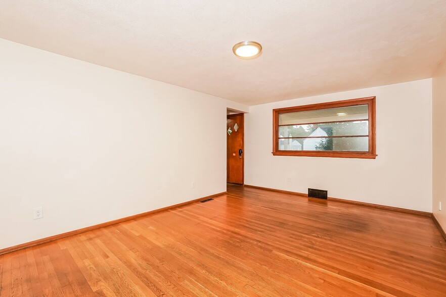 Building Photo - 1217 Homewood Ave SW