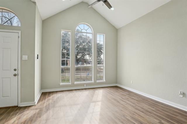 Building Photo - 1201 Cypress Dr