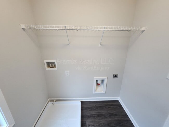 Building Photo - 5208 Pinnacle Walk