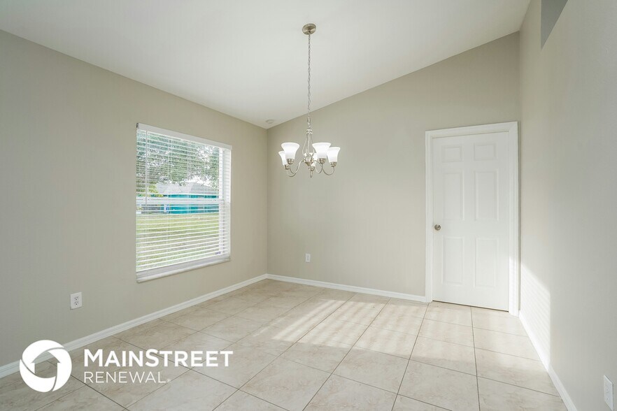 Building Photo - 1223 NW 9th Ave