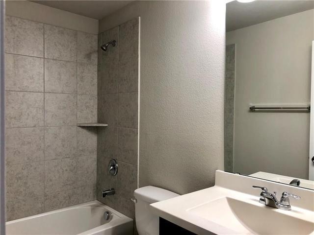 Building Photo - 7525 Plumgrove Rd