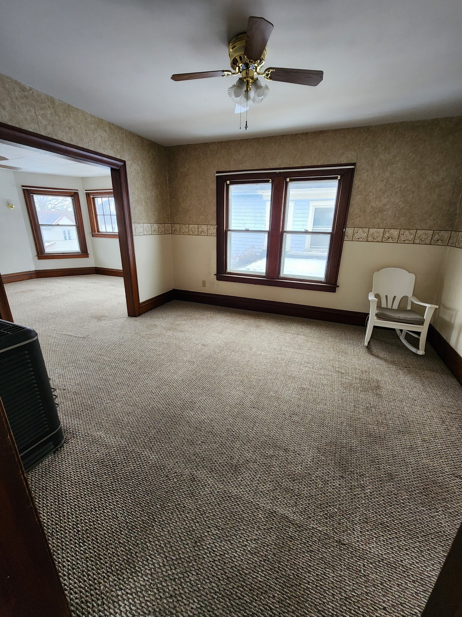 Building Photo - 161 Thayer St