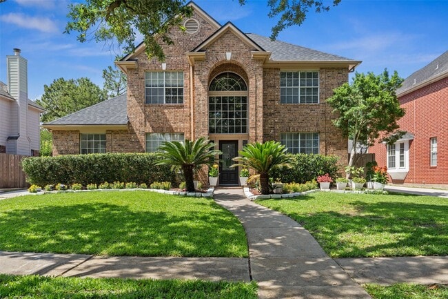 Primary Photo - 2112 Shadow Bay Cir