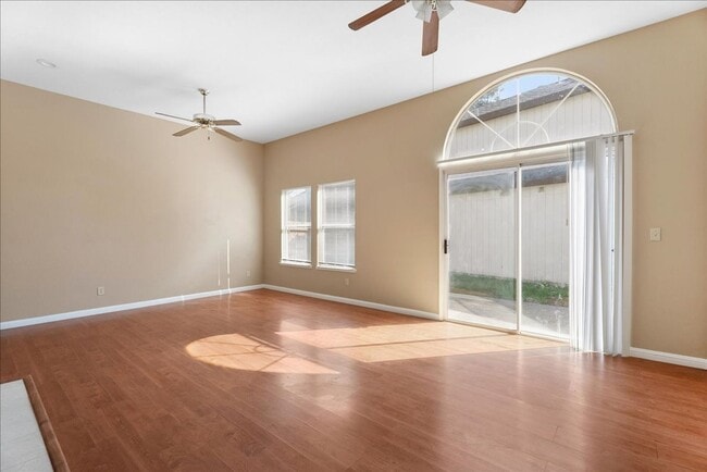 Building Photo - 4541 Country Run Way