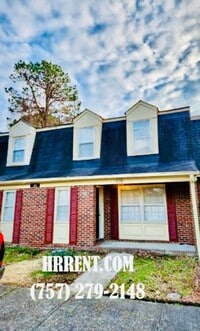Building Photo - Cozy 3 Bedroom 1.5 Bathroom Townhouse located in the Denbigh-Warwick area of Newport News, VA!
