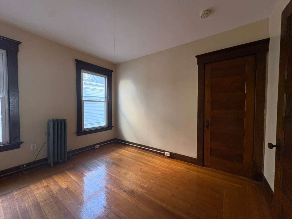 Building Photo - 346 Norton St