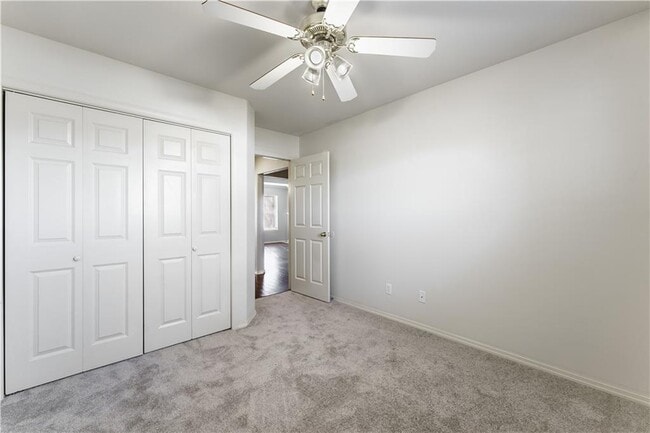 Building Photo - 4603 SW Limestone Ave