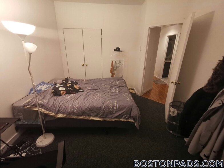 Building Photo - 772 Columbus Ave