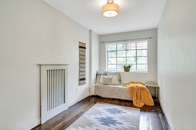 Building Photo - 21 Westbourne Terrace
