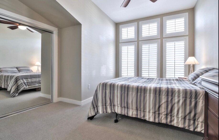 Building Photo - 125 Laurel Grove Ln