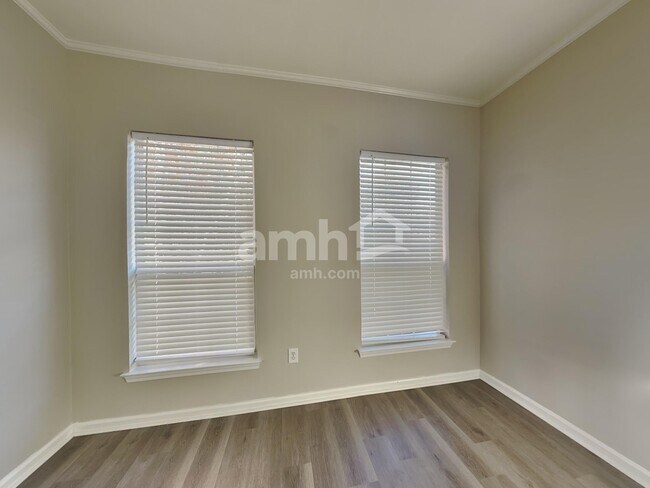 Building Photo - 3 Wingcup Way