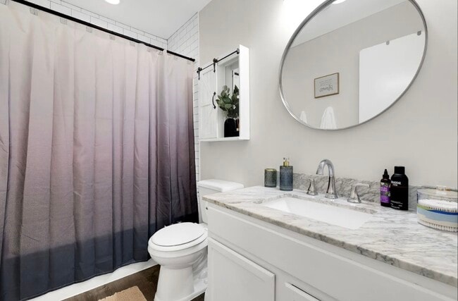 Building Photo - 379 Sandhurst Cir