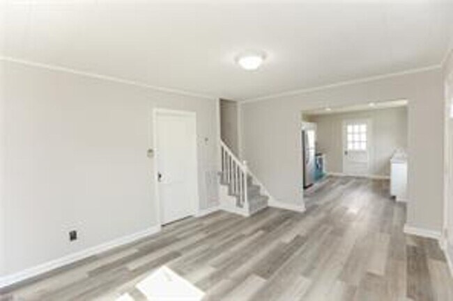 Building Photo - 209 Pennington Blvd