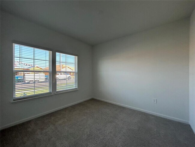 Building Photo - 12419 NW 139th Dr
