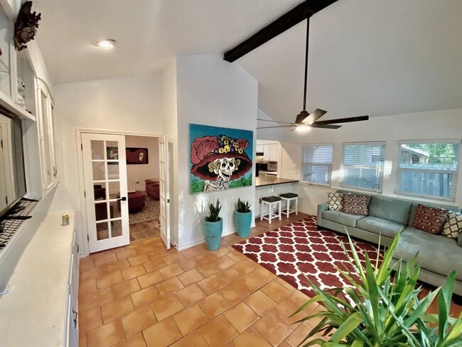 Building Photo - 7302 Shadywood Dr