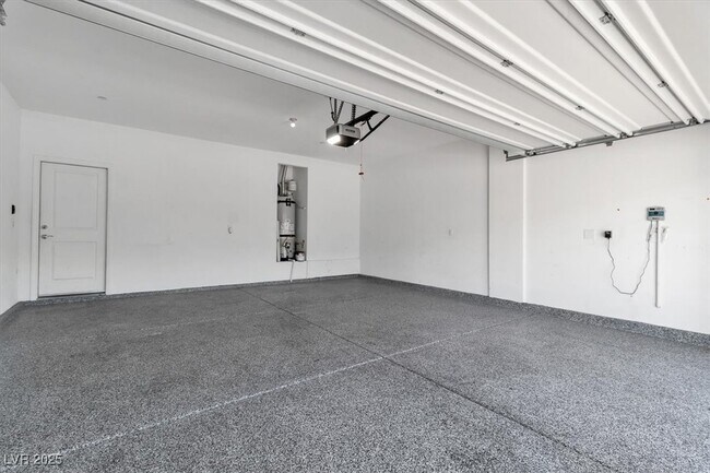 Building Photo - 487 Via Renata