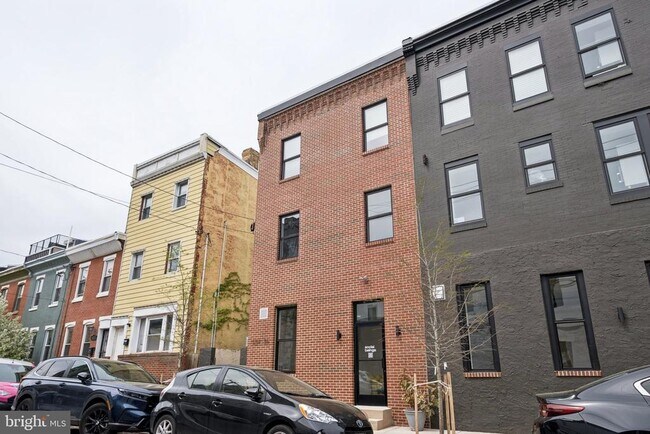 Building Photo - 1254 S 18th St