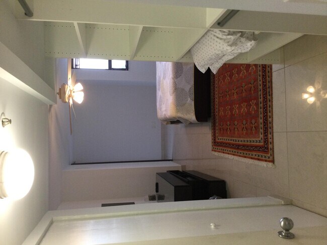 Building Photo - 5280 N Ocean Dr