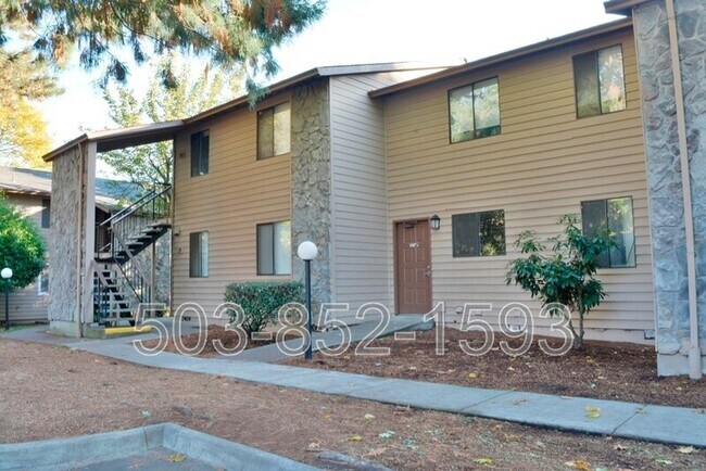 Building Photo - 20125 SW Tualatin Valley Hwy