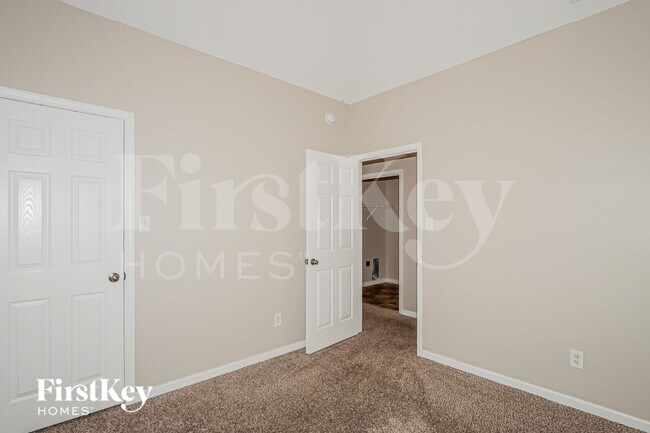Building Photo - 9279 Windy Meadow Ln