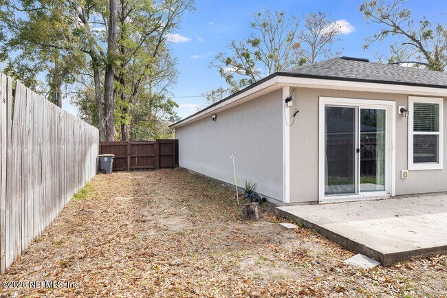 Building Photo - 4118 Spring Park Cir