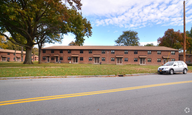 Building Photo - Griswold Heights Apartments