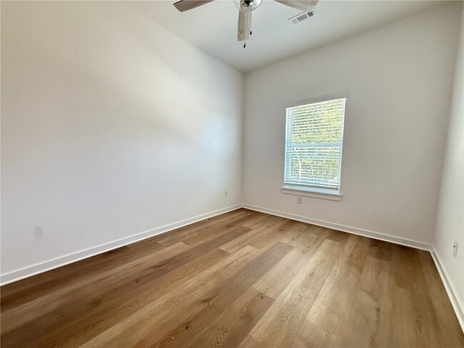 Building Photo - 820 Dockery Ln