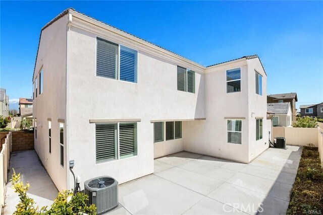 Building Photo - 6989 Larochelle Wy