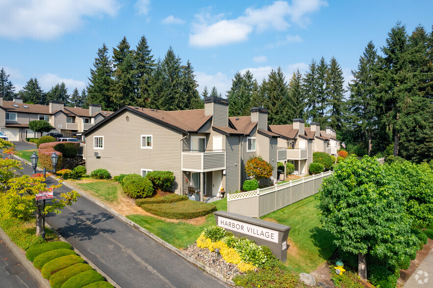 Primary Photo - Harbor Village Apartments