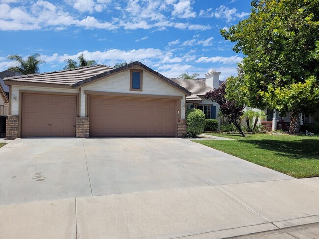 Building Photo - great charming house * virtual tour soon *...